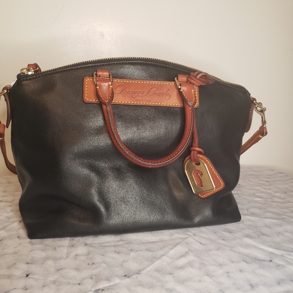 Dooney & Bourke handbag - Picture 2 of 12